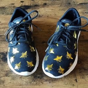 HoneyBees Flexair Sneakers